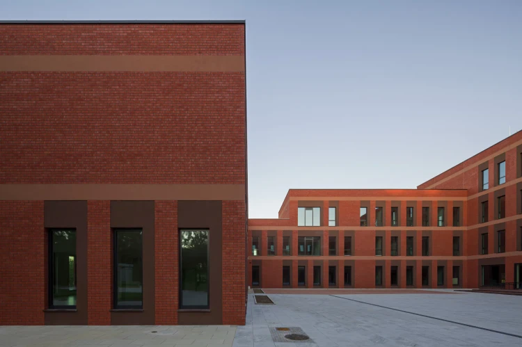 plytka-klinkierowa-katowa-hf02-bengali-sunrise-king-klinker-realizacja10