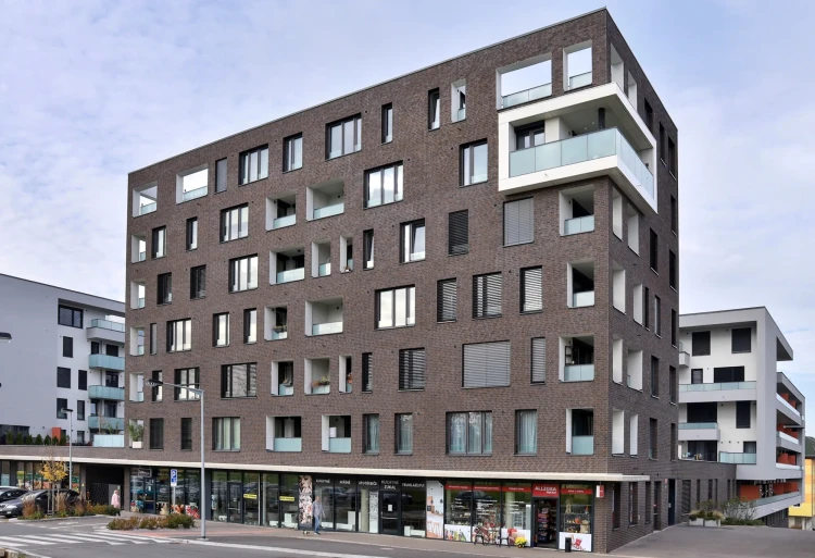 plytka-klinkierowa-hf27-blues-shadow-king-klinker-przysucha-realizacja3