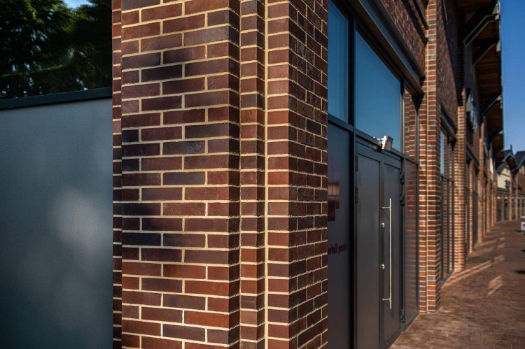 cegla-klinkierowa-maszynowa-gotika-lode-realizacja21