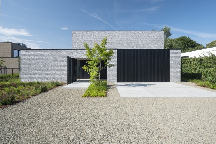 plytka-recznie-formowana-metallic-nelissen-realizacja3.jpg