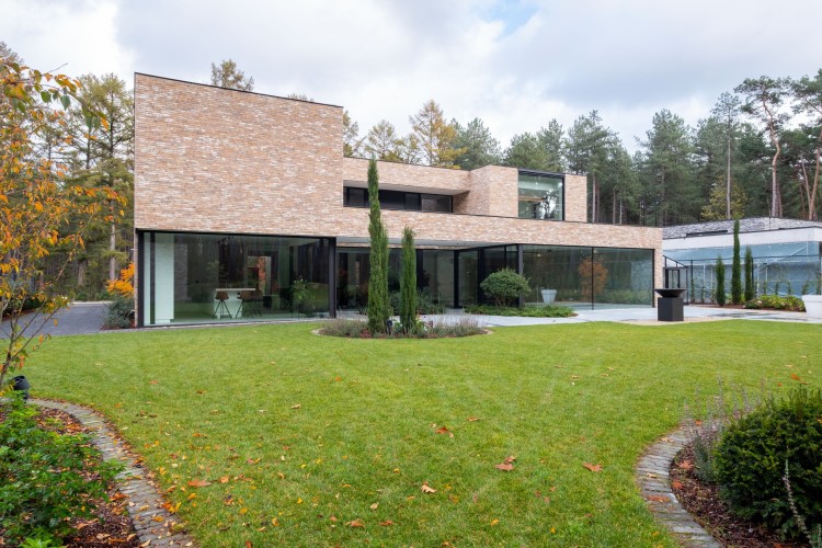 plytka-recznie-formowana-maranello-nelissen-realizacja5.jpg