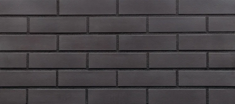 plytka-klinkierowa-18-wulkaniczna-czern-long-king-klinker-przysucha-realizacja