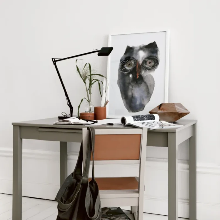Light_Grey.jpg.webp
