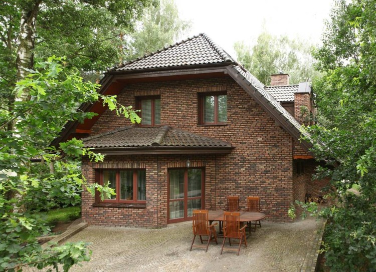 cegla-pelna-recznie-formowana-gandawa-wienerberger-realizacja2