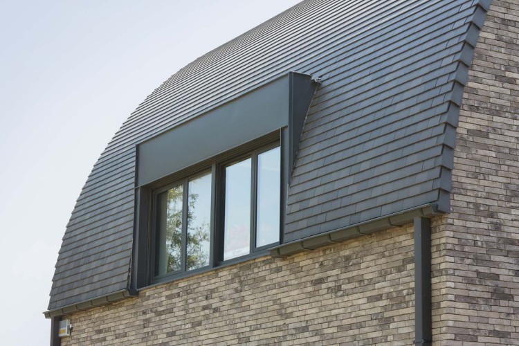 cegla-pelna-recznie-formowana-iluzo-szaro-grafitowa-wienerberger-realizacja25