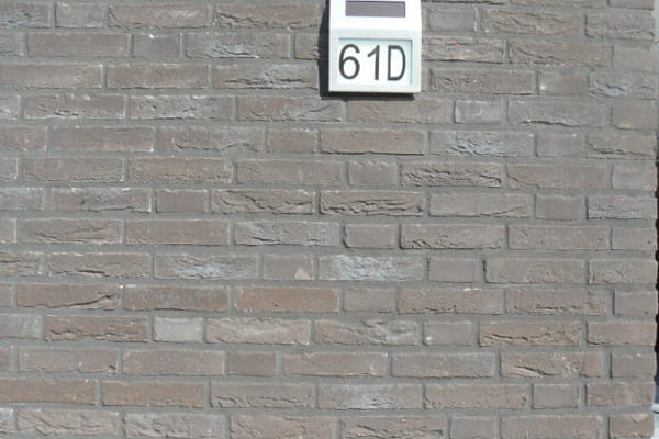 plytka-katowa-recznie-formowana-peelparel-engels-realizacja3
