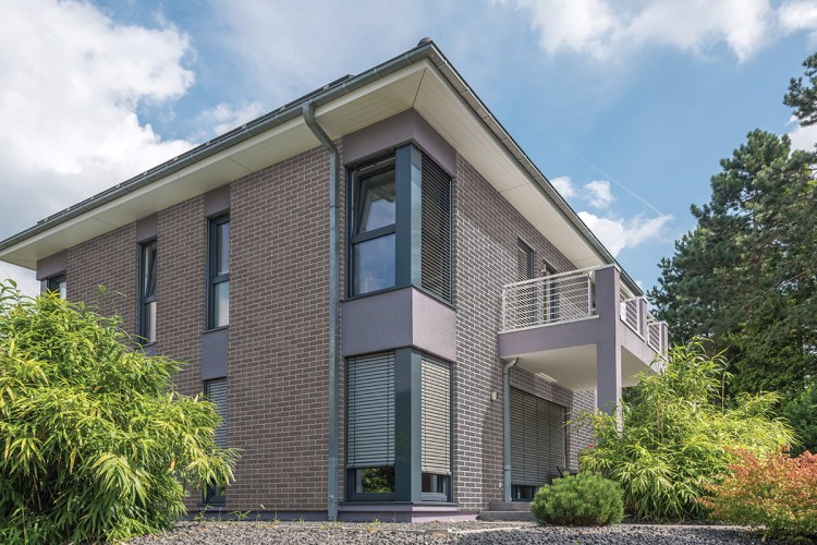 plytka-klinkierowa-hf53-pearl-satin-king-klinker-przysucha-realizacja1