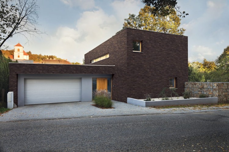 plytka-klinkierowa-katowa-hf18-dragon-hill-king-klinker-realizacja1