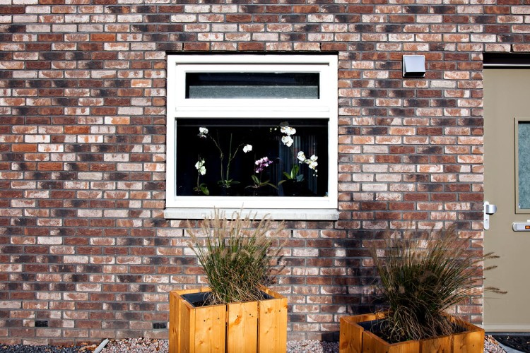 plytka-katowa-recznie-formowana-25-havanna-muhr-realizacja2