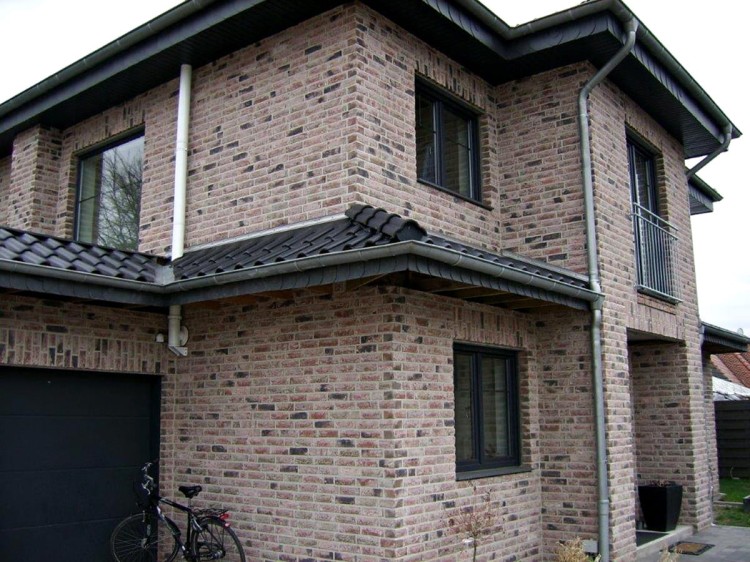 plytka-recznie-formowana-10-alt-rheinland-muhr-realizacja