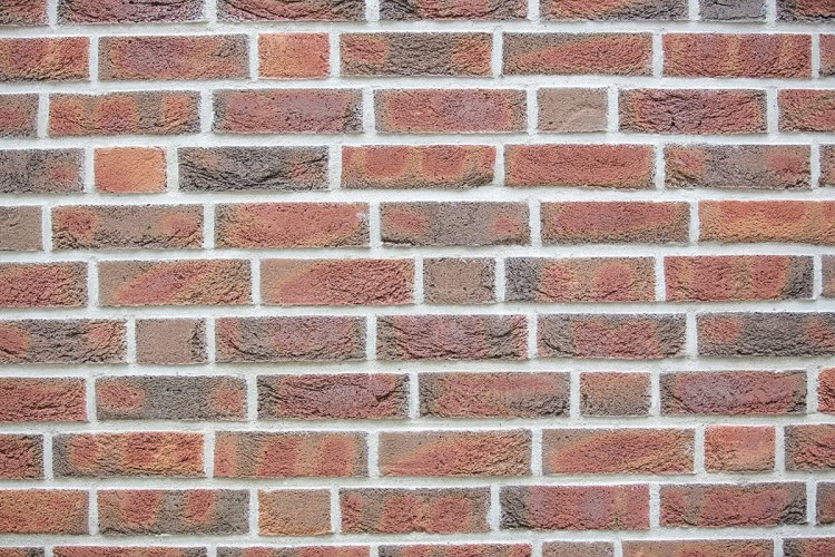 plytka-recznie-formowana-1-bronze-bunt-geflammt-muhr-realizacja5