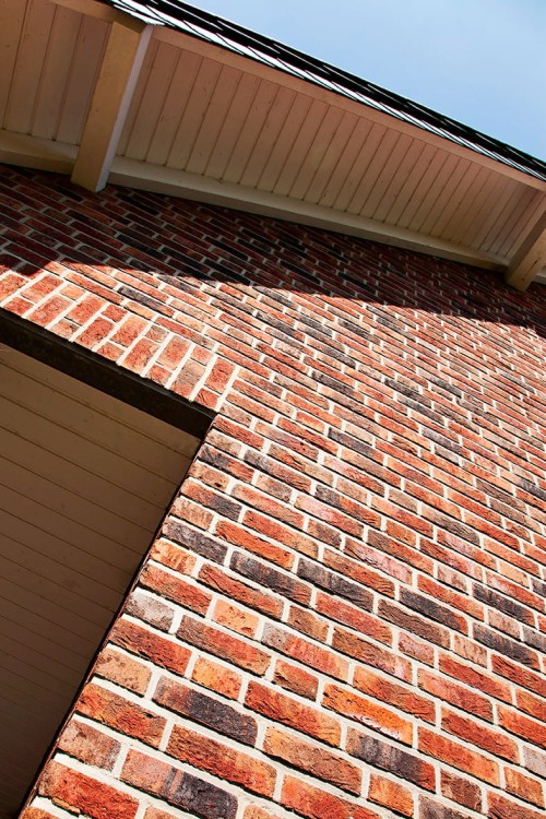 cegla-pelna-recznie-formowana-13-friesland-muhr-realizacja3