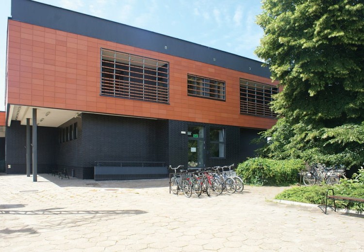 plytka-klinkierowa-katowa-08-noc-polarna-king-klinker-realizacja1